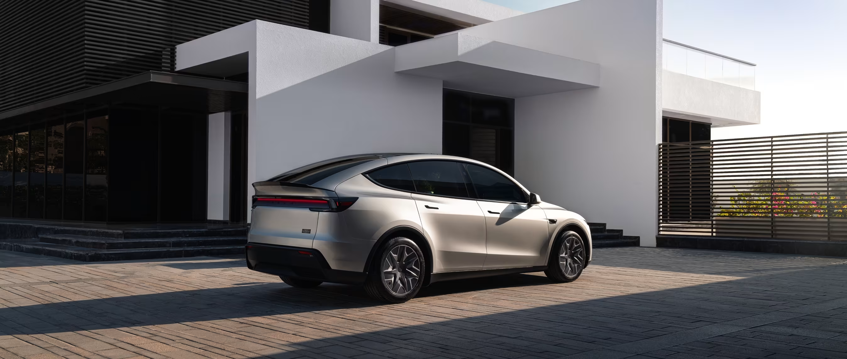 Model Y L Premium